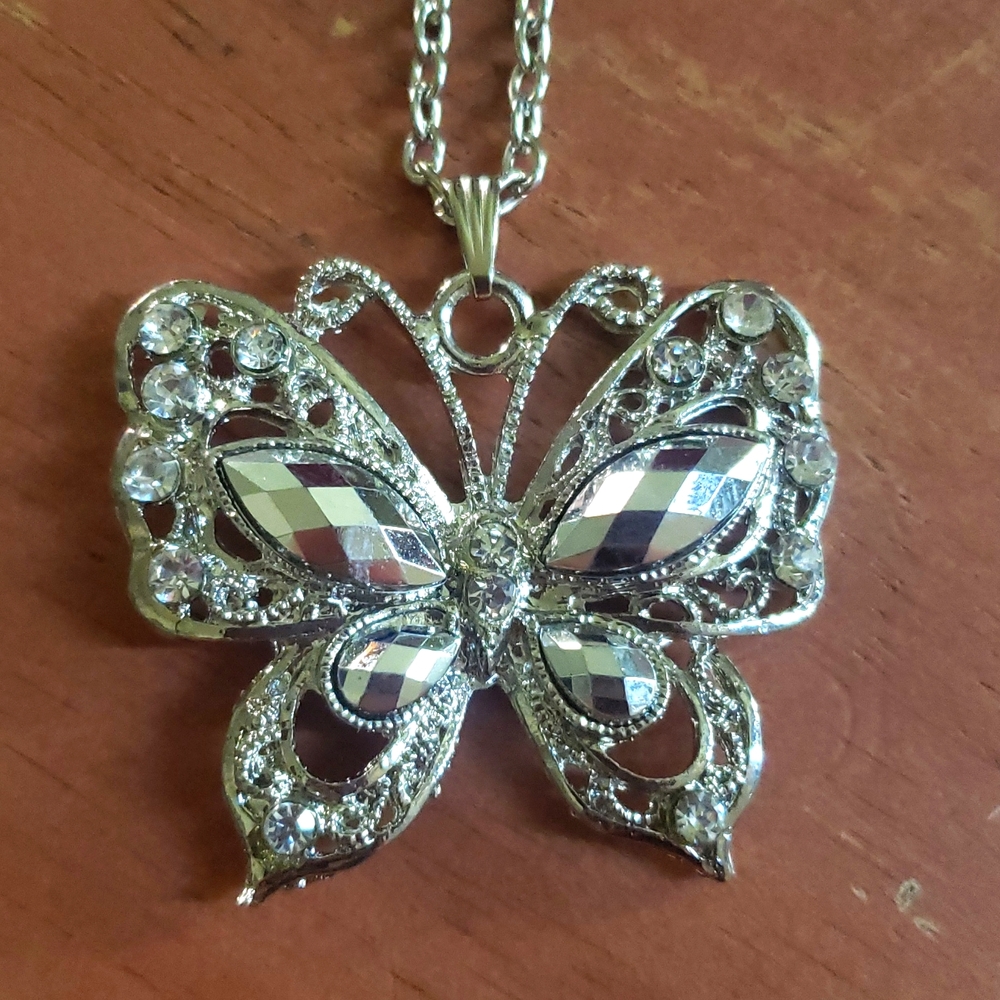Silver tone butterfly necklace 3/$25